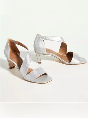 NEW ANTHROPOLOGIE Bernardo Camille Heels in Silver Leather Size 10
